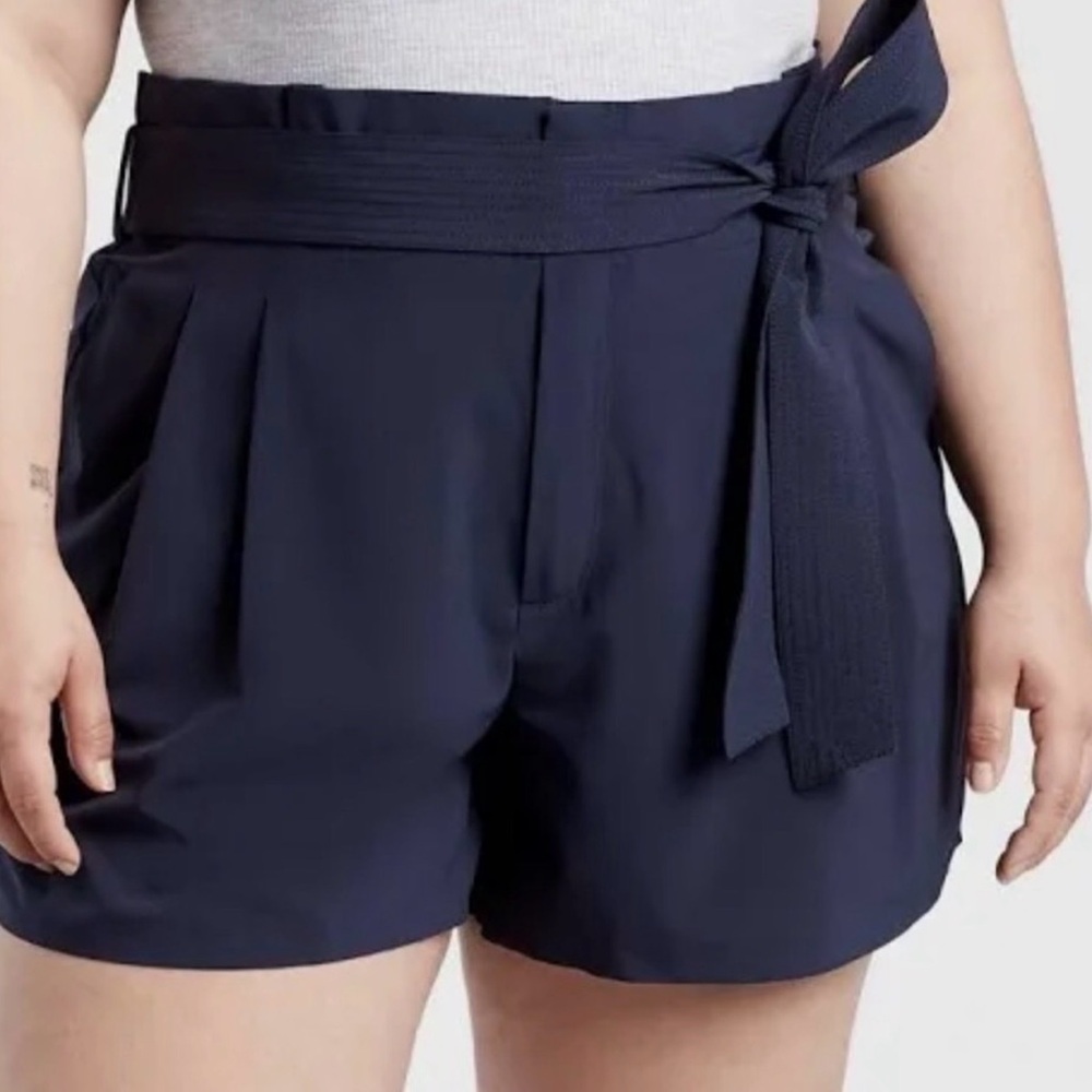 ATHLETA Skyline Short ll Navy Size 10